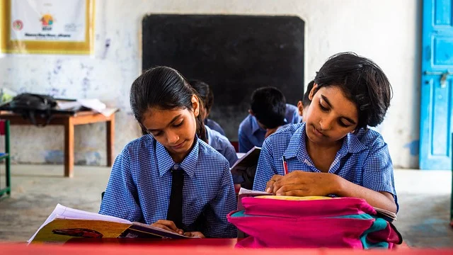 Free Education Scholarship Programs in Bangalore - Hub Foundation 1 Free Education Scholarship Programs in Bangalore – Hub Foundation